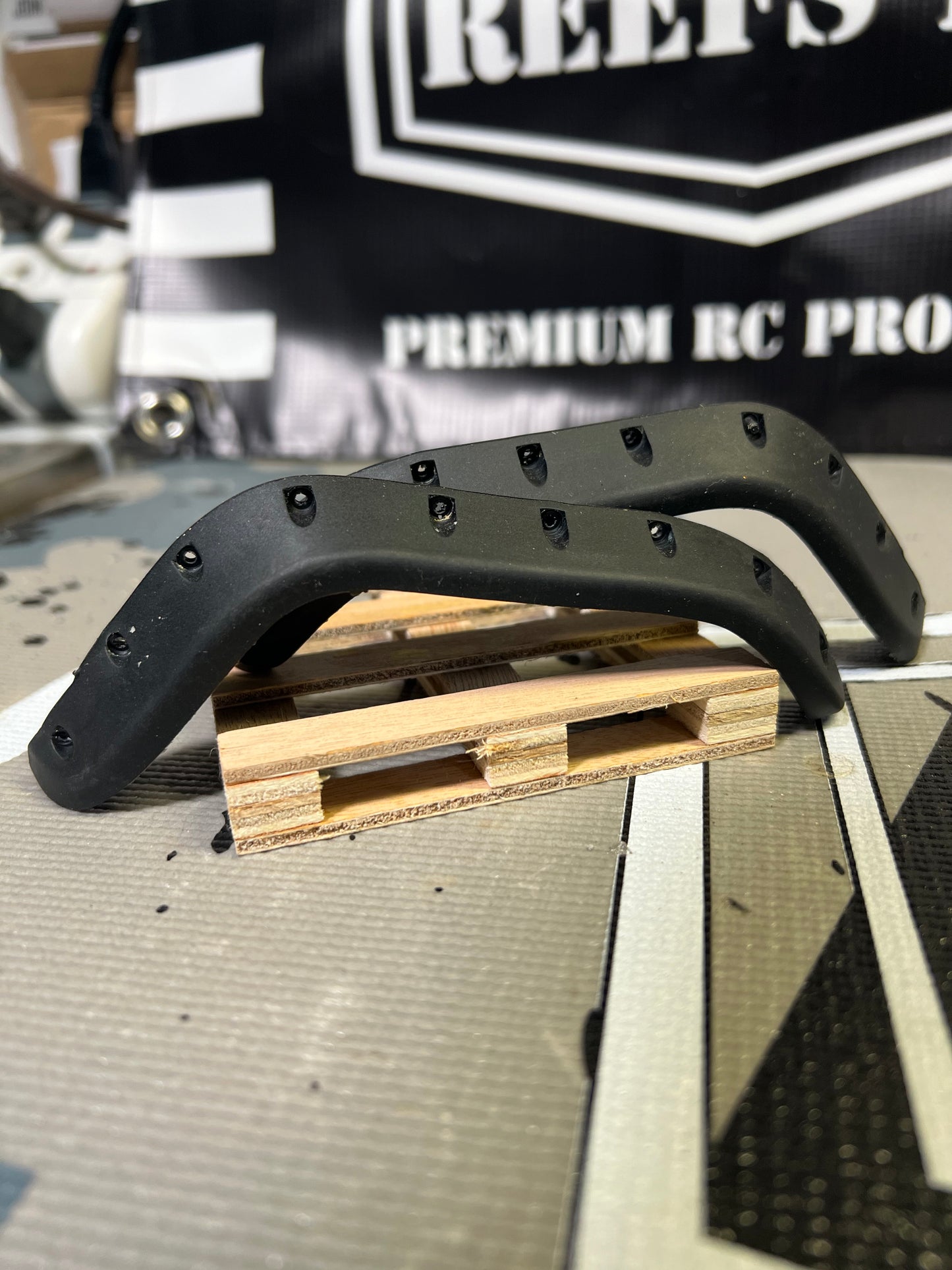 Injora Cherokee hardbody front fender flares