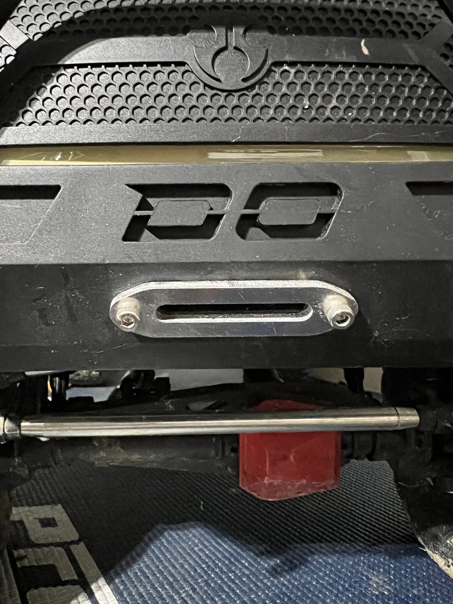 SCX6 Honcho Winch Fairlead