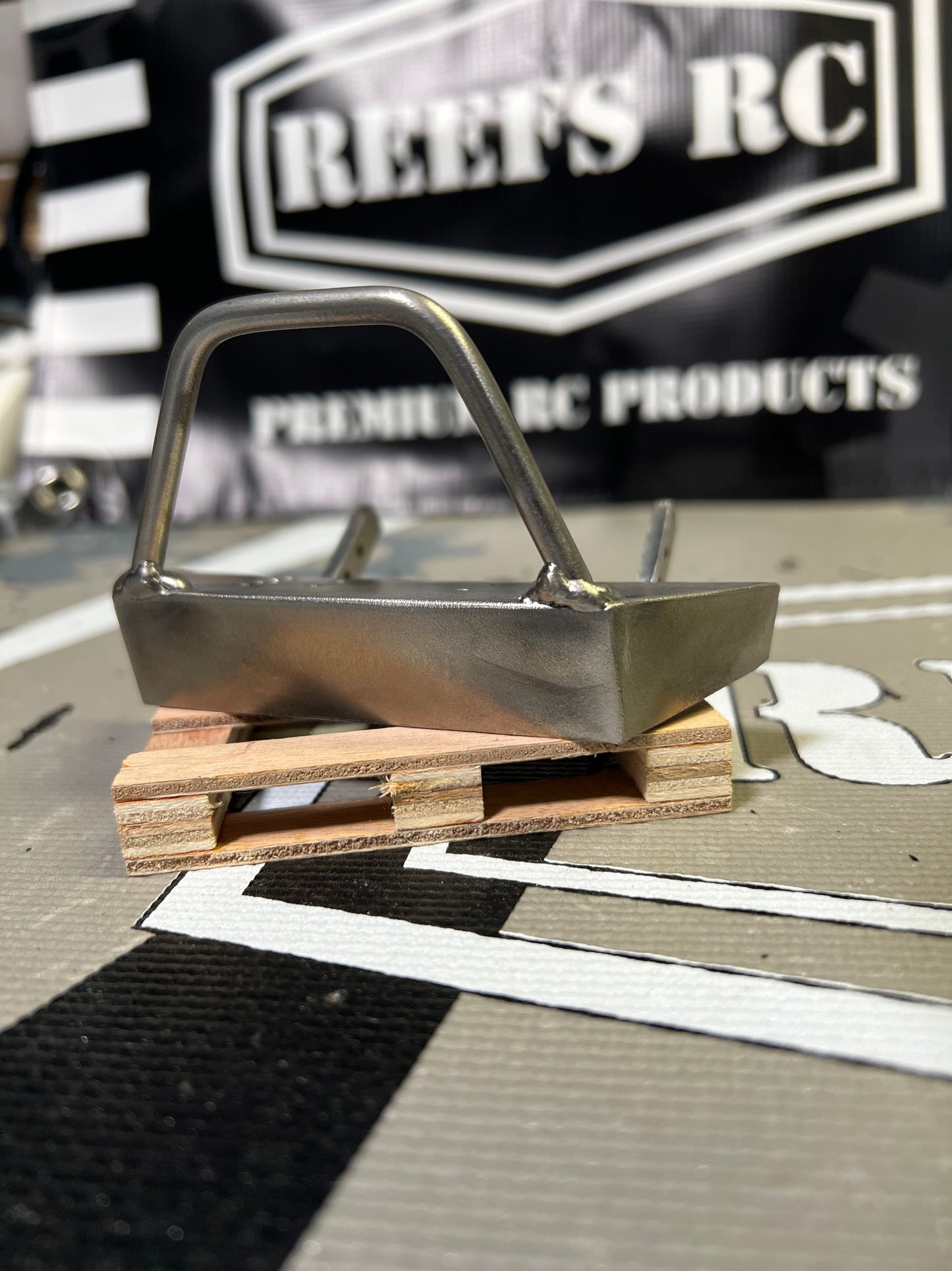 Metal front bumper with hoop, winch mounts