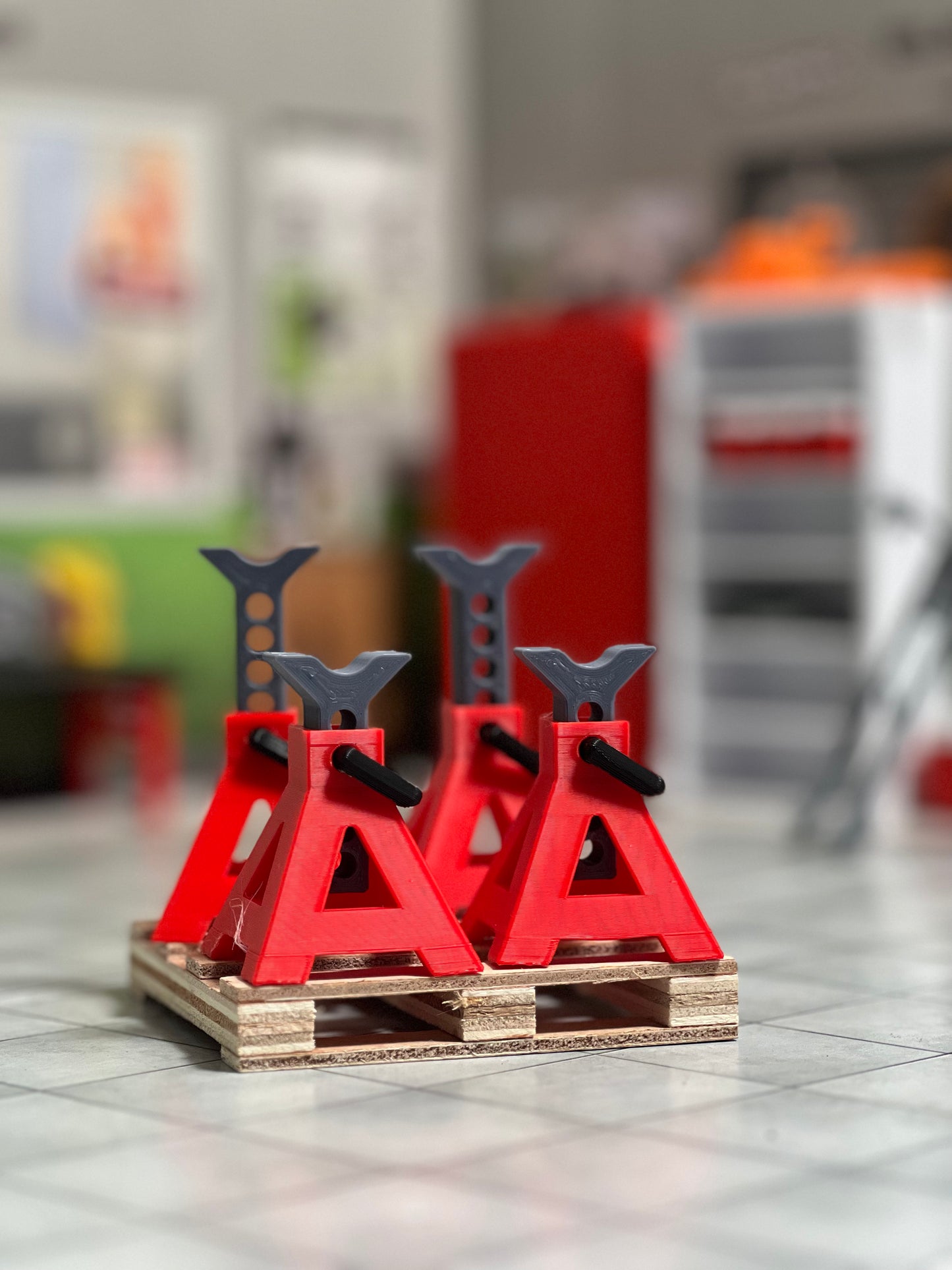 Jack stands